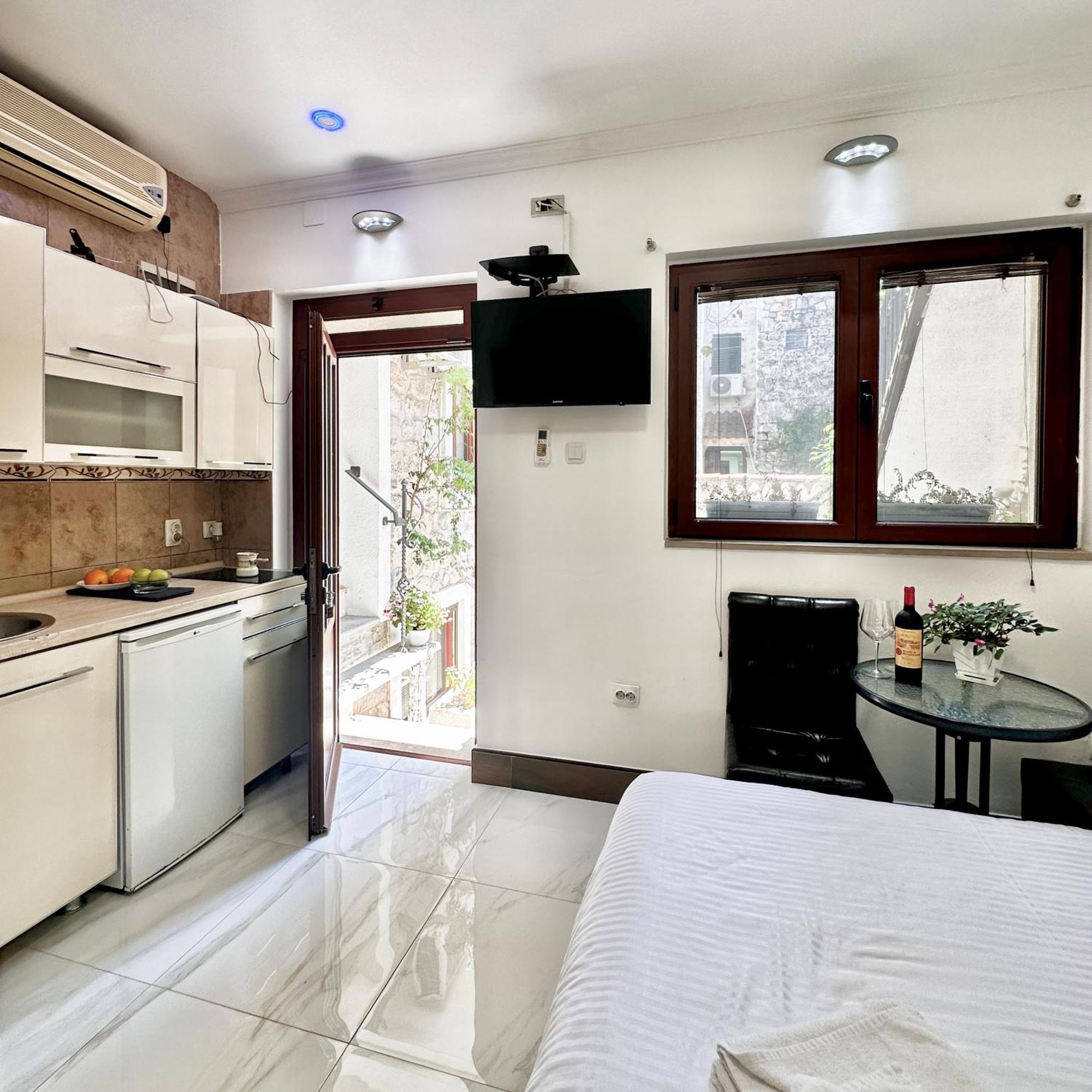 Novi Svet Apartamento Kotor Exterior foto